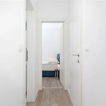 Roos Apartment *