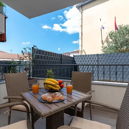 Apartment Roos Trogir